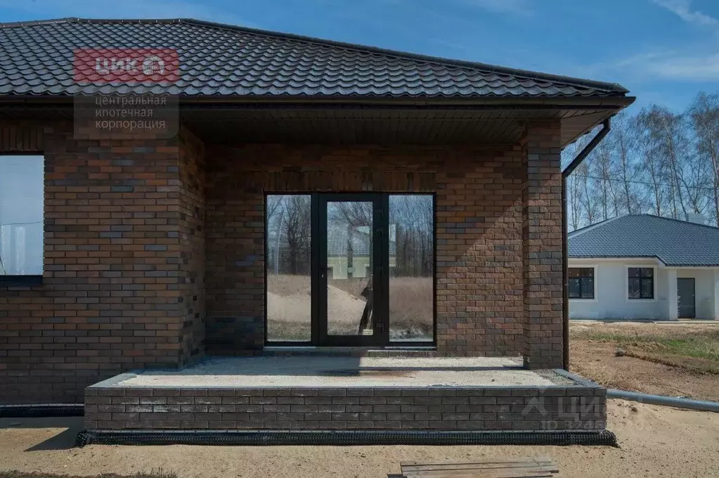 Дом в Рязанская область, Рязанский муниципальный округ, д. Вишневка, ... - Фото 1