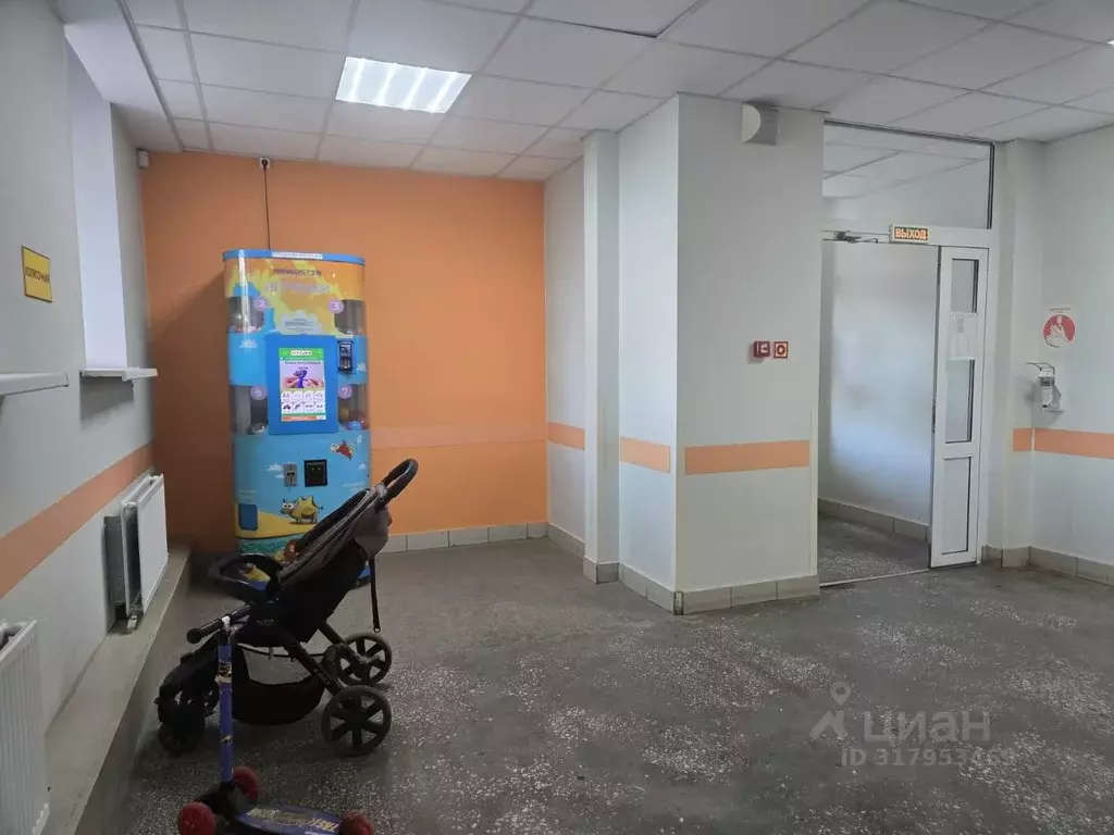 Помещение свободного назначения в Татарстан, Казань ул. Гаврилова, 42 ... - Фото 1