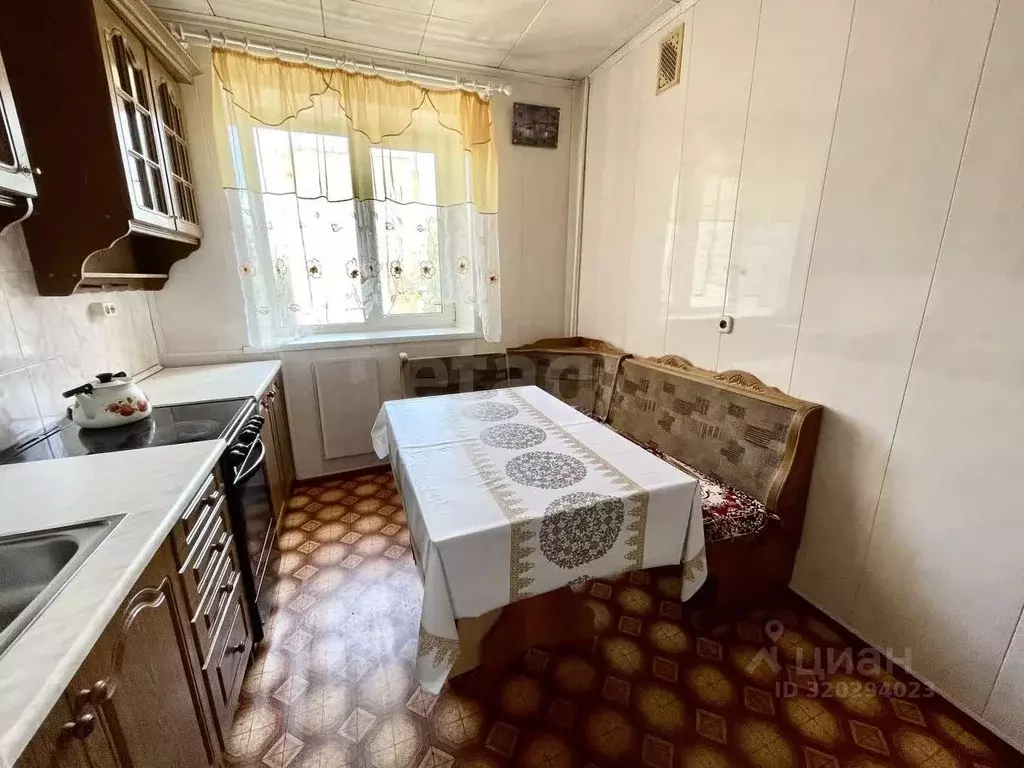 3-к кв. Воронежская область, Воронеж ул. Хользунова, 113 (63.0 м) - Фото 1