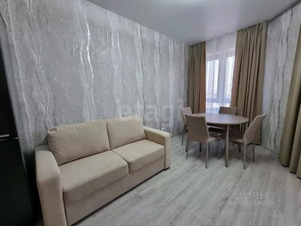 3-к кв. Новосибирская область, Новосибирск ул. Семьи Шамшиных, 77 ... - Фото 0