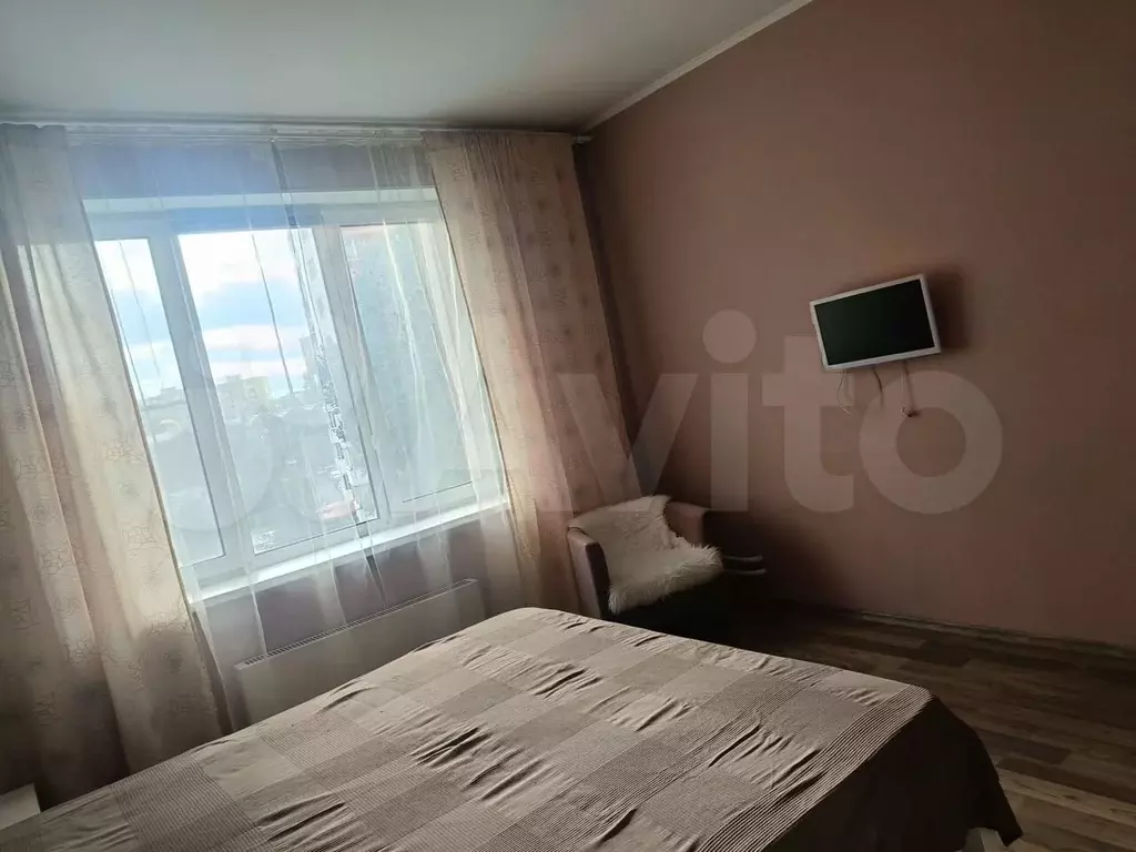 1-к. квартира, 42 м, 3/27 эт. - Фото 1
