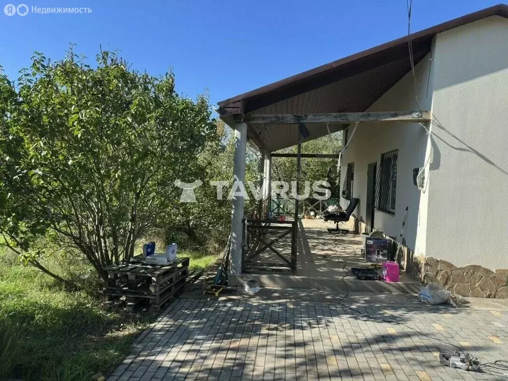 Дом в Симферопольский район, Мирновское сельское поселение, ... - Фото 1