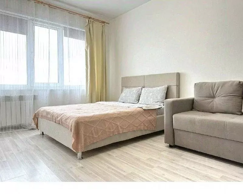 1-к кв. Кемеровская область, Кемерово бул. Строителей, 57/1 (35.0 м) - Фото 0