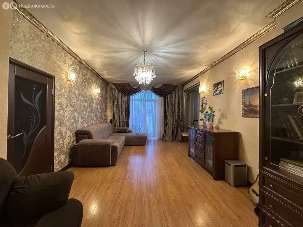 3-комнатная квартира: Новокузнецк, проспект Металлургов, 31 (81.4 м) - Фото 1