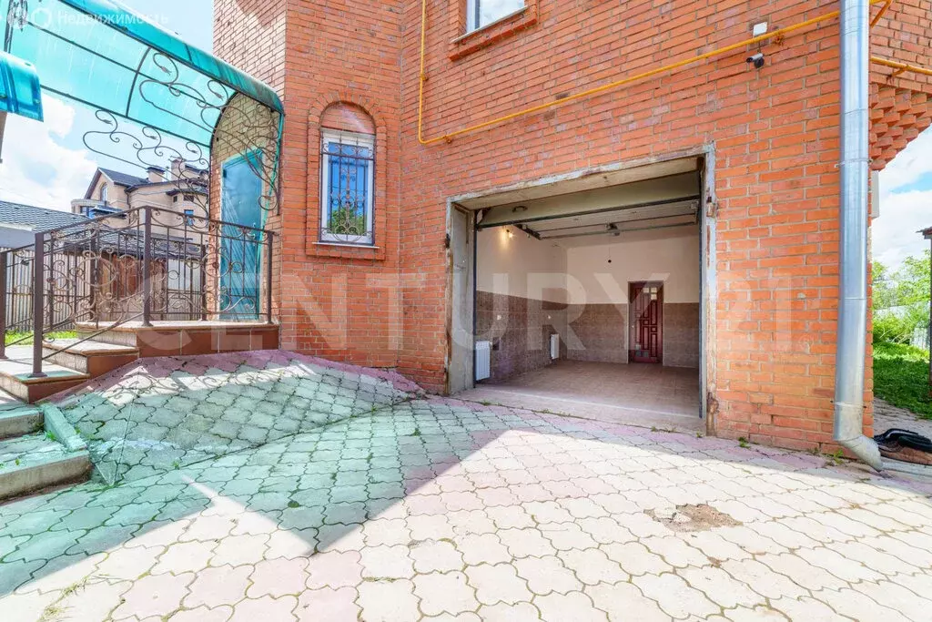 Дом в Чебоксары, улица Лебедева, 42 (241.8 м) - Фото 1