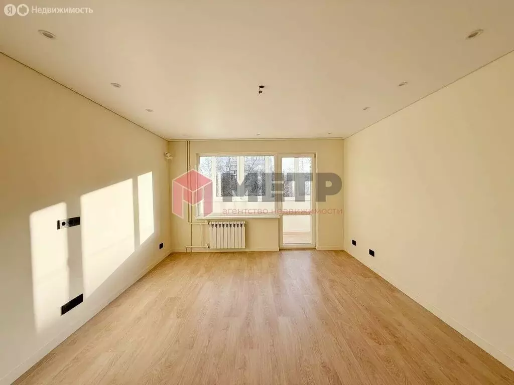 2-комнатная квартира: Севастополь, улица Адмирала Юмашева, 8 (54.9 м) - Фото 1