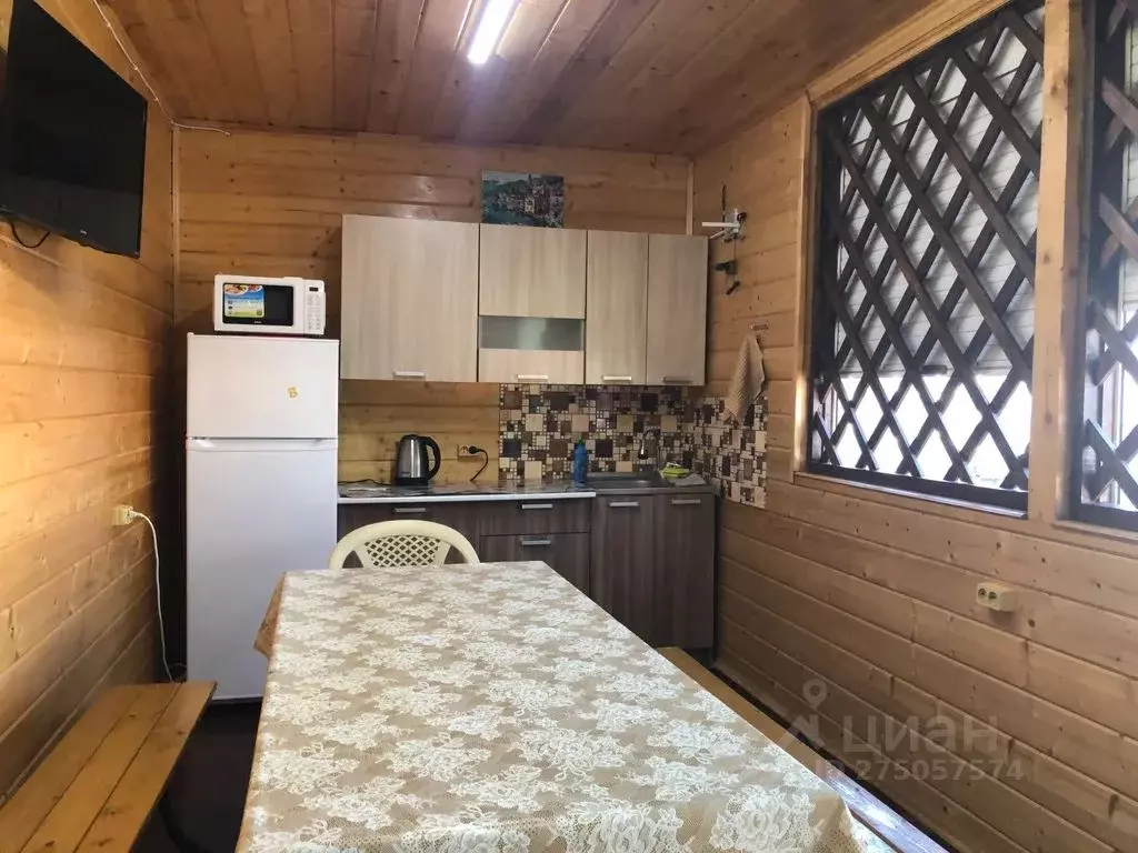 Дом в Краснодарский край, Темрюкский район, Голубицкое с/пос, ... - Фото 1