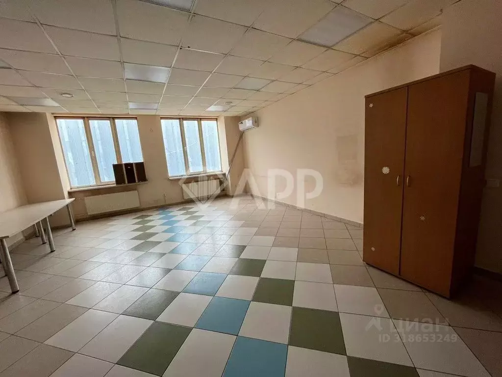 Офис в Удмуртия, Ижевск ул. Новоажимова, 13/182 (33 м) - Фото 1
