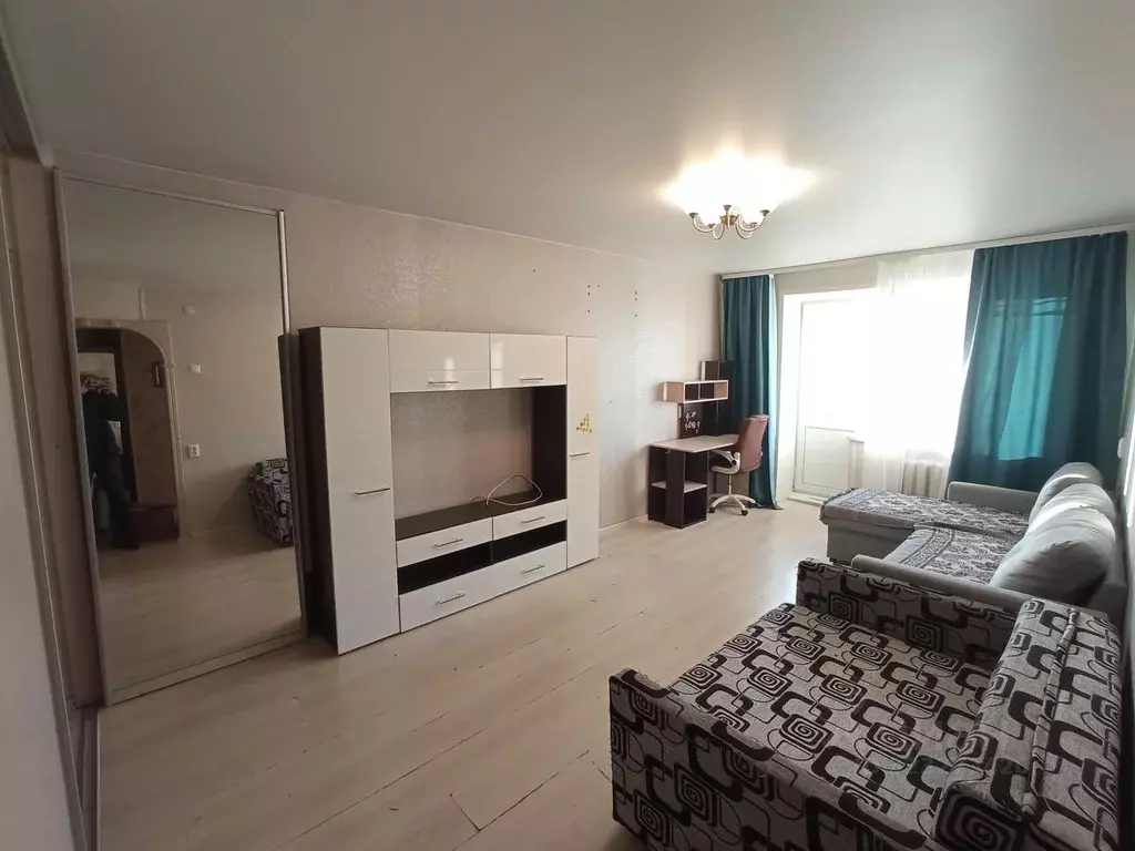 1-к кв. Свердловская область, Екатеринбург тракт Сибирский, 15А (35.0 ... - Фото 1