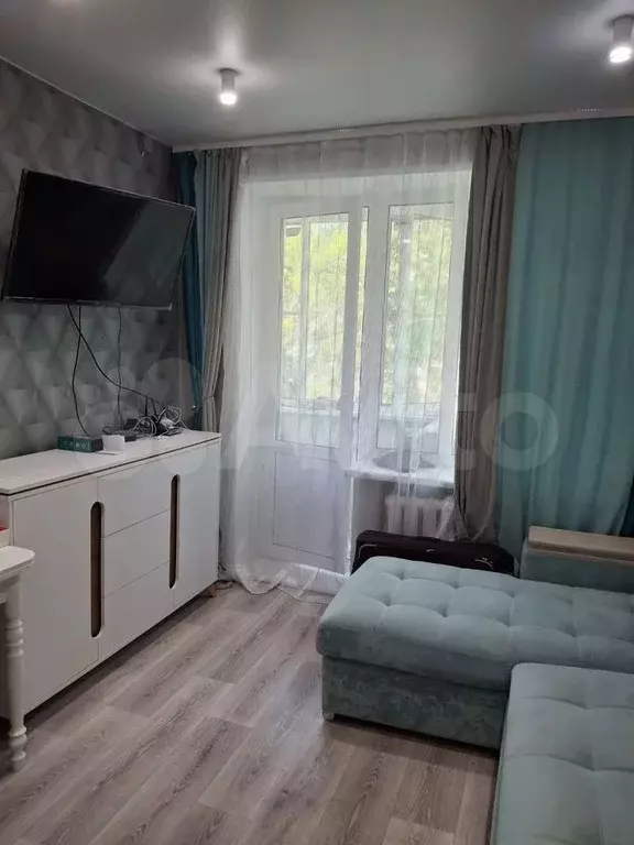 Комната 18 м в 5-к., 2/5 эт. - Фото 1