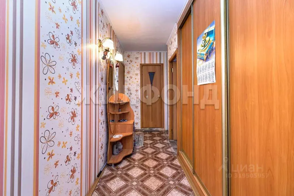 3-к кв. Новосибирская область, Новосибирск Северо-Чемской жилмассив, ... - Фото 1
