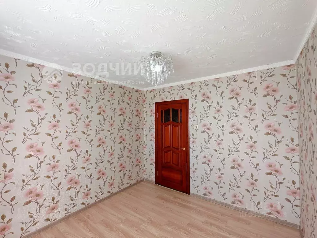 3-к кв. Чувашия, Канаш Восточный мкр,  (66.5 м) - Фото 1