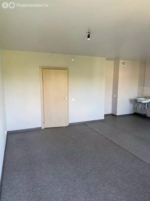 3-комнатная квартира: Губаха, Октябрьский проспект, 14В (87 м) - Фото 1