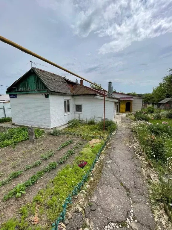 Дом в Орловская область, Орловский муниципальный округ, пос. Шиловский ... - Фото 0