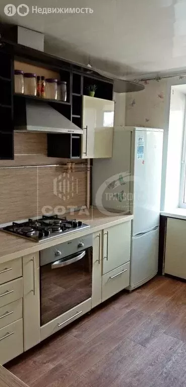 3-комнатная квартира: Воронеж, улица Героев Сибиряков, 33/1 (63 м) - Фото 0