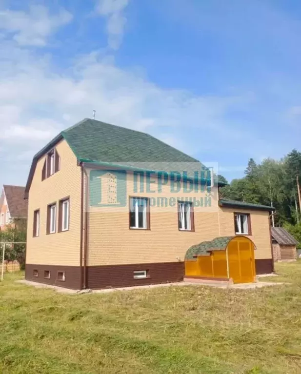 Дом в Марий Эл, Медведевский район, Руэмское с/пос, пос. Руэм ул. ... - Фото 1