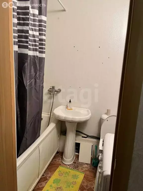 1-комнатная квартира: Курган, жилой район Заозёрный, 3-й микрорайон, ... - Фото 2