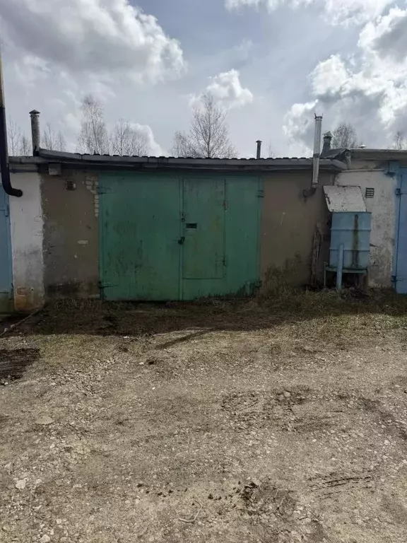 Гараж в Калужская область, Сосенский г. Козельский муниципальный ... - Фото 1
