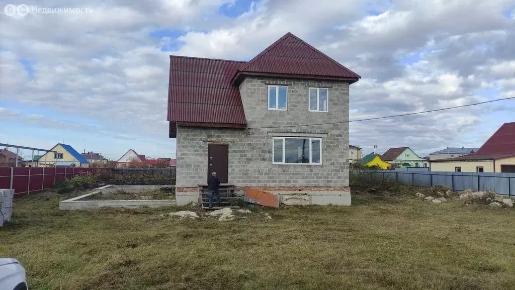 Дом в село Исетское, Весенняя улица, 39 (160 м) - Фото 0