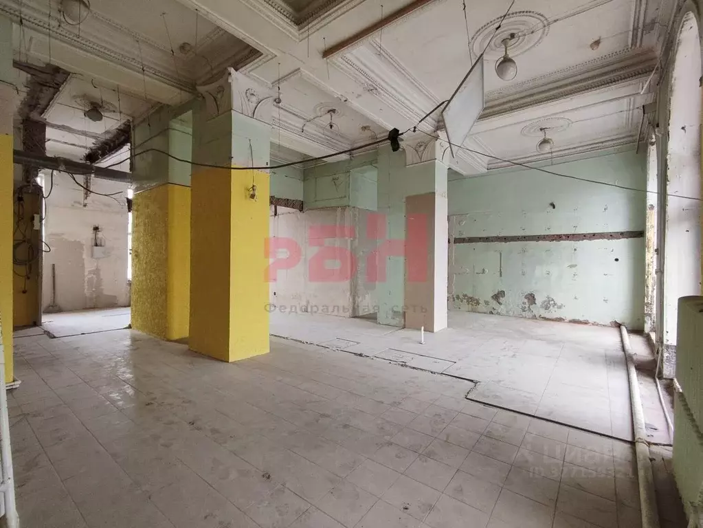 Помещение свободного назначения в Омская область, Омск ул. Богдана ... - Фото 0