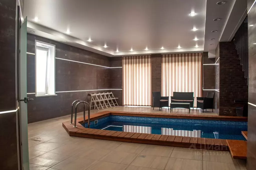 Дом в Новосибирская область, Новосибирск Волочаевский жилмассив,  (400 ... - Фото 1