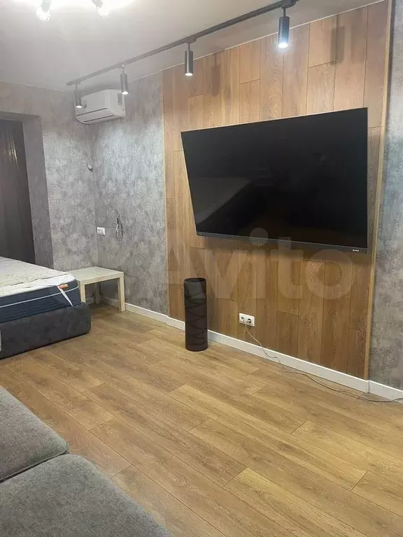 1-к. квартира, 32 м, 8/9 эт. - Фото 1