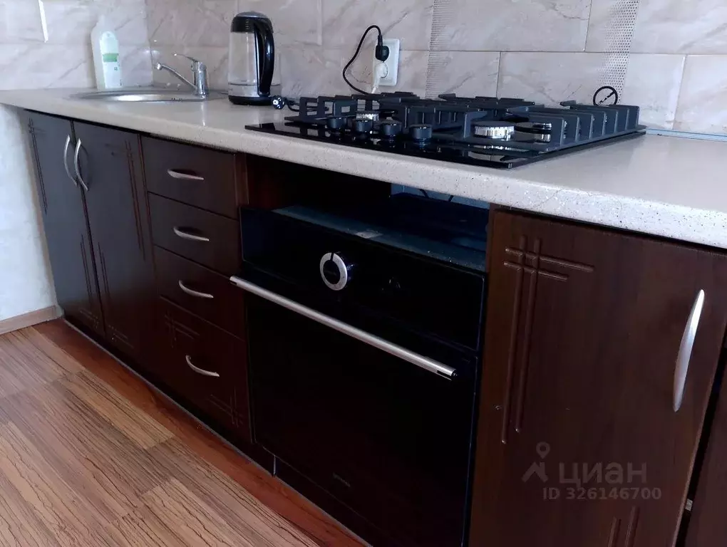 2-к кв. Севастополь ул. Бориса Михайлова, 19 (56.0 м) - Фото 1