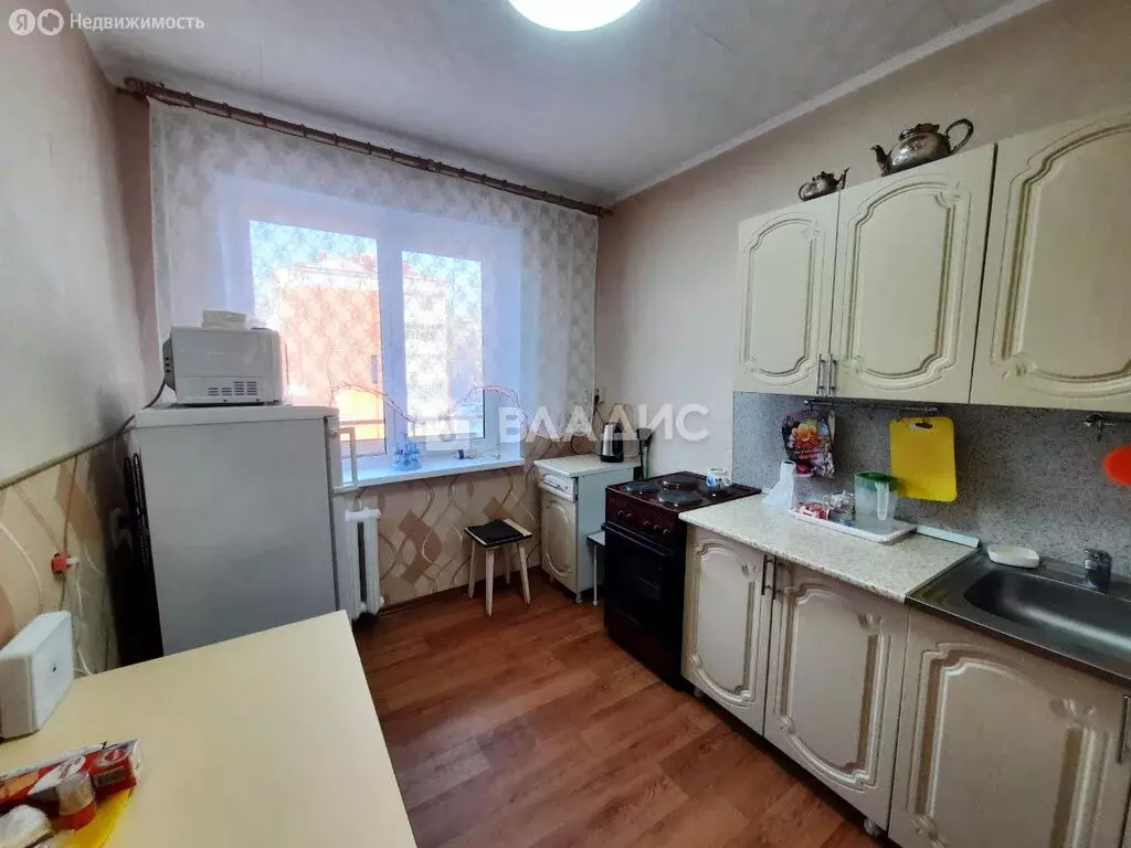 3-комнатная квартира: Тобольск, 7-й микрорайон, 7 (62 м) - Фото 0