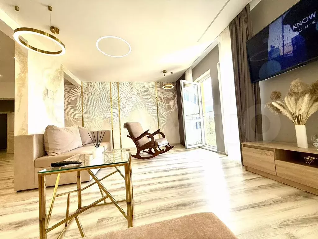 3-к. квартира, 155 м, 4/4 эт. - Фото 0