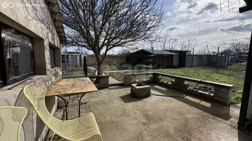 Дом в Далёковское сельское поселение, село Зоряное, улица Комарова (80 ... - Фото 1