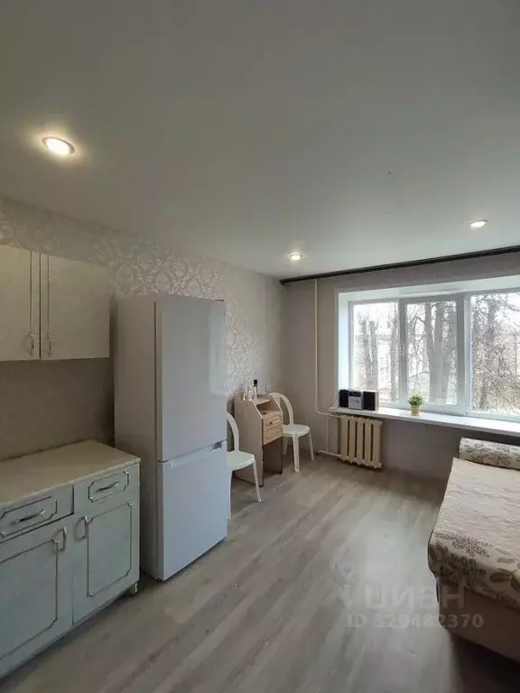 Комната Брянская область, Брянск пер. Металлистов, 4А (13.3 м) - Фото 1