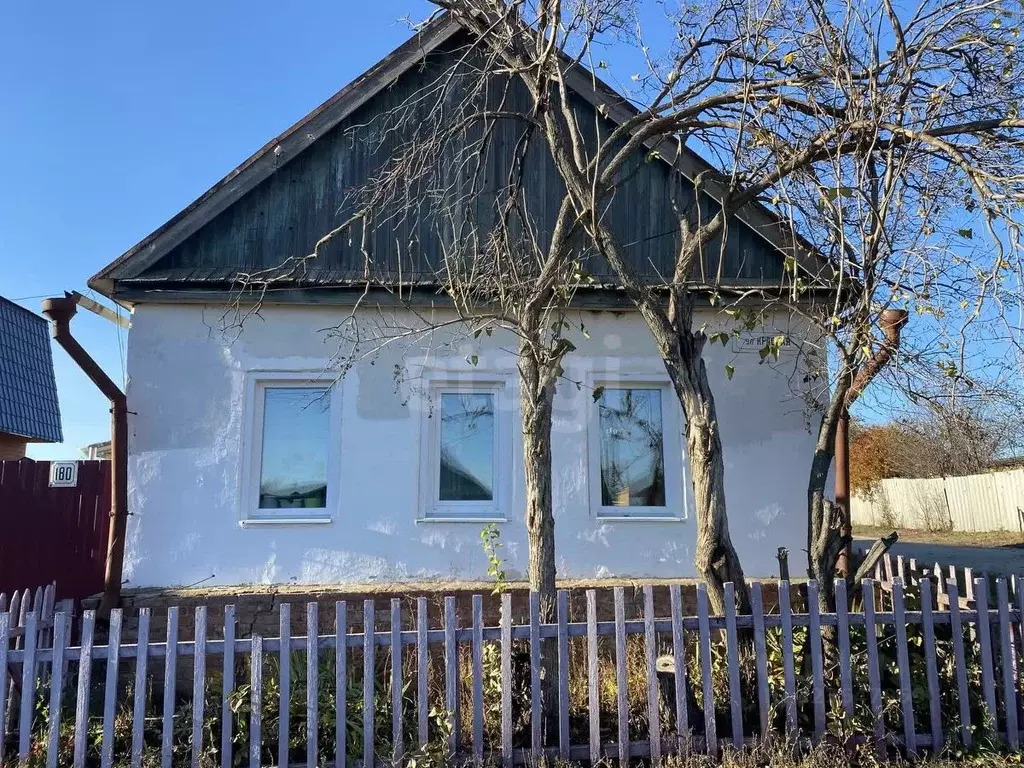 Дом в Саратовская область, Маркс Красная ул., 180 (58 м) - Фото 2