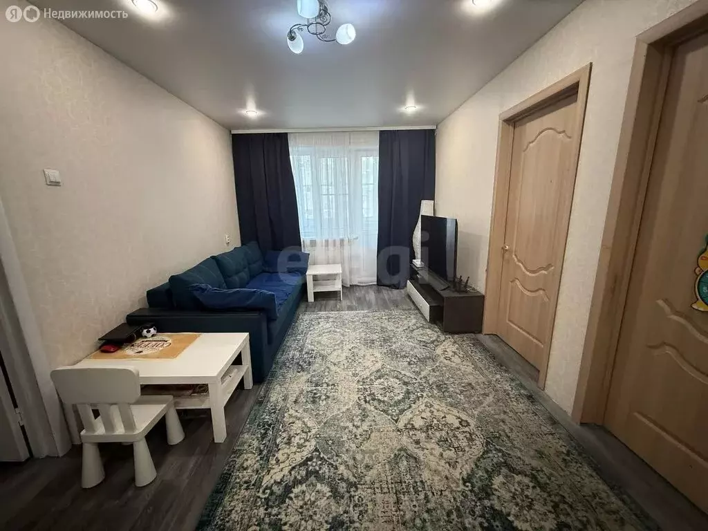 4-комнатная квартира: Выкса, Юбилейный микрорайон, 1 (57.9 м) - Фото 0