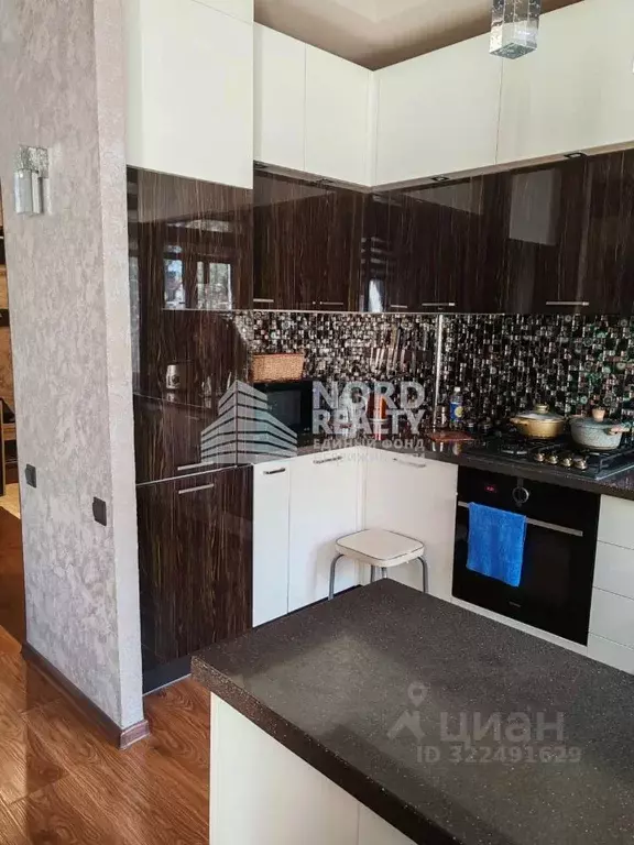 3-к кв. Мурманская область, Мурманск Октябрьская ул., 22 (60.0 м) - Фото 1