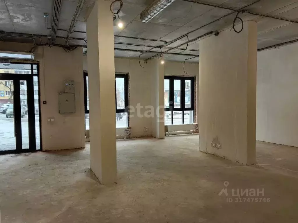 Торговая площадь в Башкортостан, Уфа Айская ул., 61 (87 м) - Фото 1