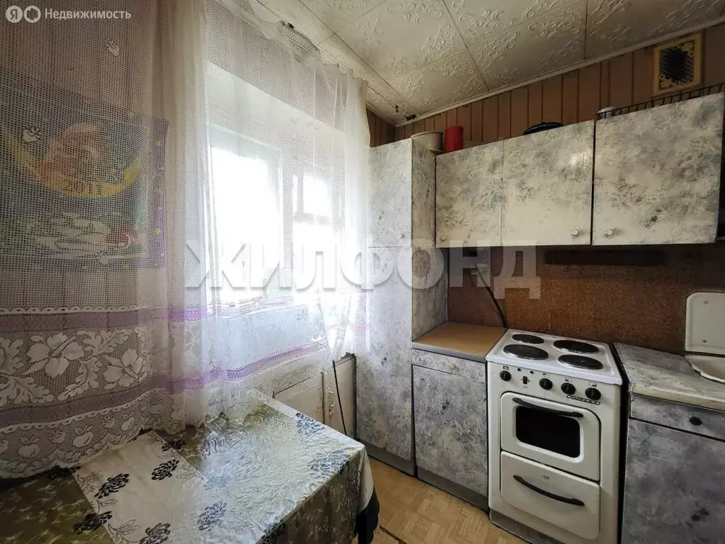 3-комнатная квартира: Норильск, улица Орджоникидзе, 21 (54.8 м) - Фото 1