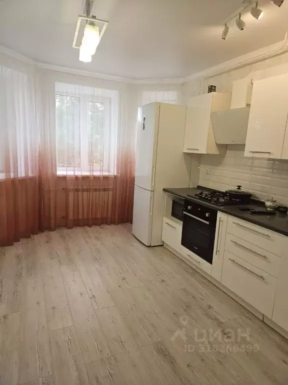 2-к кв. Ростовская область, Каменск-Шахтинский ул. Гагарина, 71А (84.0 ... - Фото 0