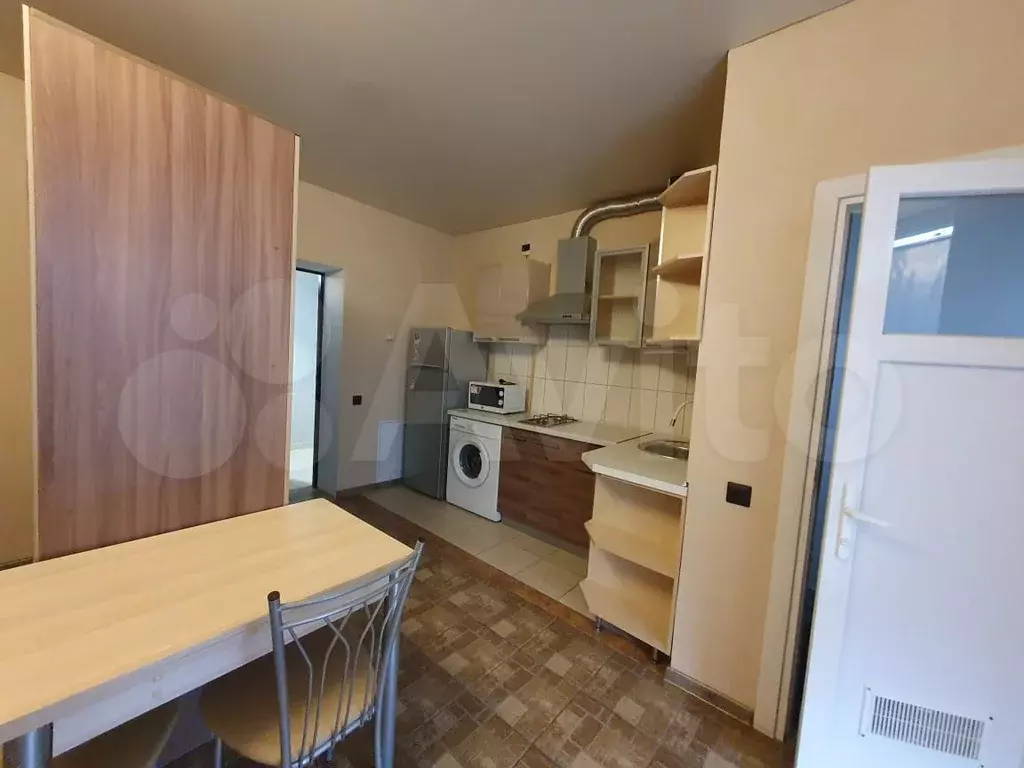 Квартира-студия, 40 м, 1/3 эт. - Фото 1