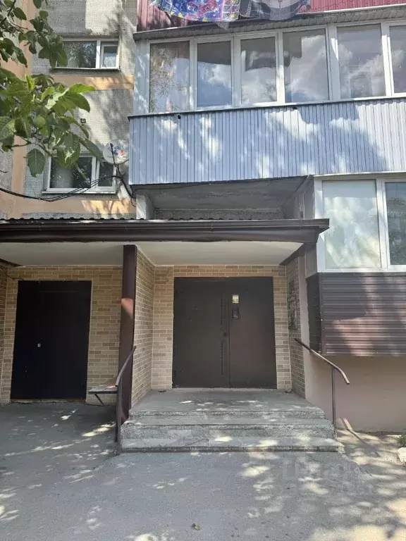 2-к кв. Ростовская область, Зверево ул. Макаренко, 8 (52.6 м) - Фото 1