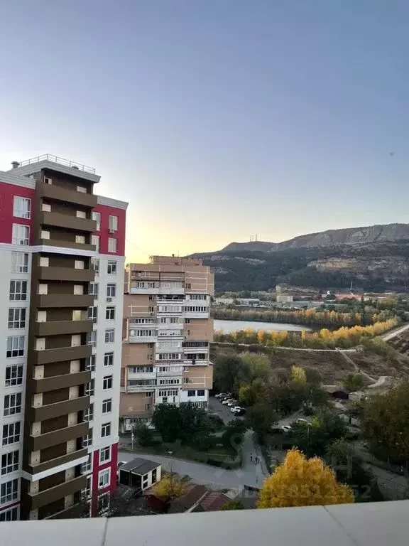 2-к кв. Ставропольский край, Кисловодск Окопная ул., 16/16А (70.0 м) - Фото 1