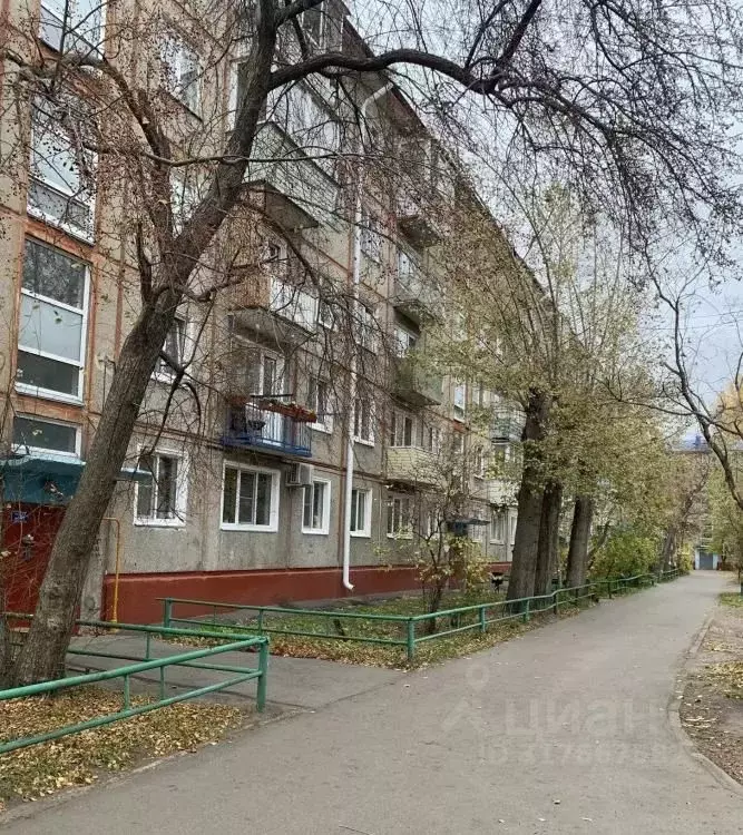 2-к кв. Омская область, Омск ул. 27-я Северная, 86 (45.0 м) - Фото 0