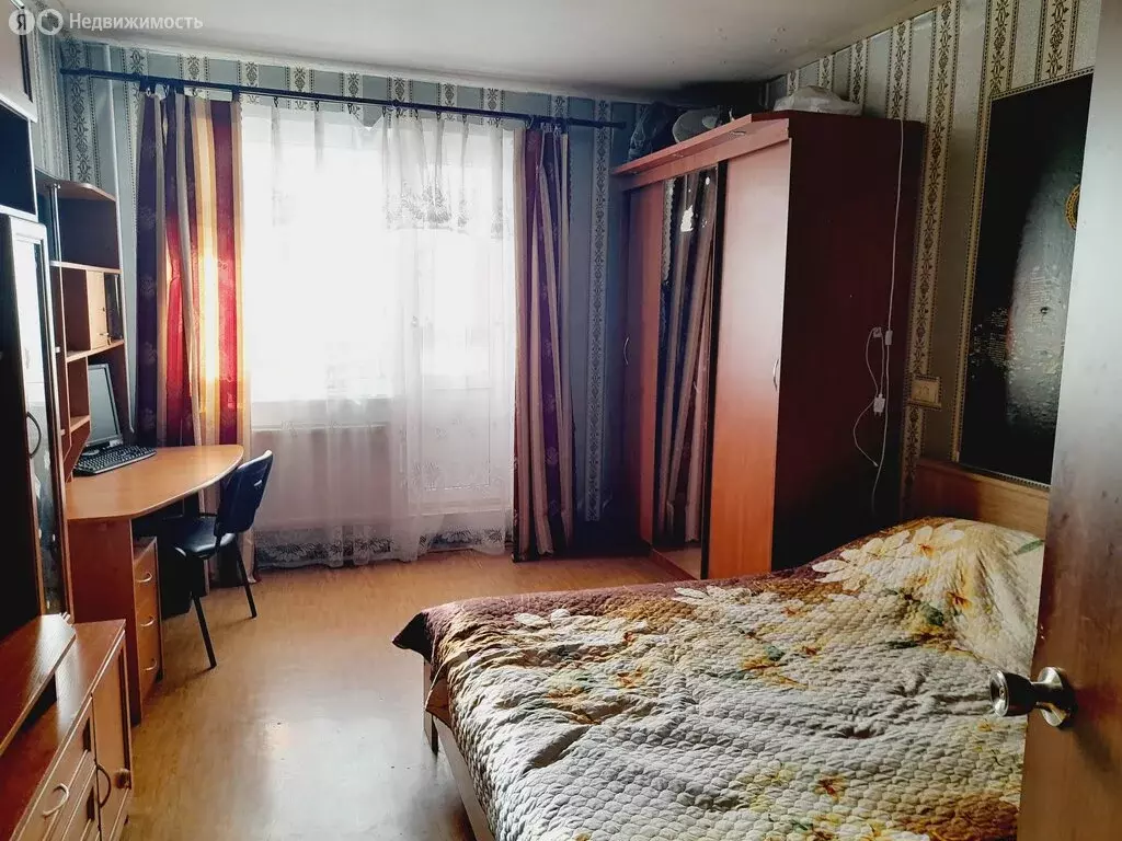 4-комнатная квартира: Санкт-Петербург, проспект Королёва, 34к1 (96 м) - Фото 0