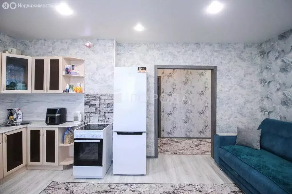 3-комнатная квартира: Барнаул, Балтийская улица, 96 (57.4 м) - Фото 2