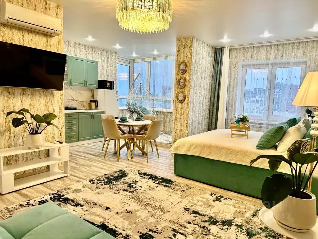 Студия Свердловская область, Екатеринбург ул. Щорса, 105 (45.0 м) - Фото 1