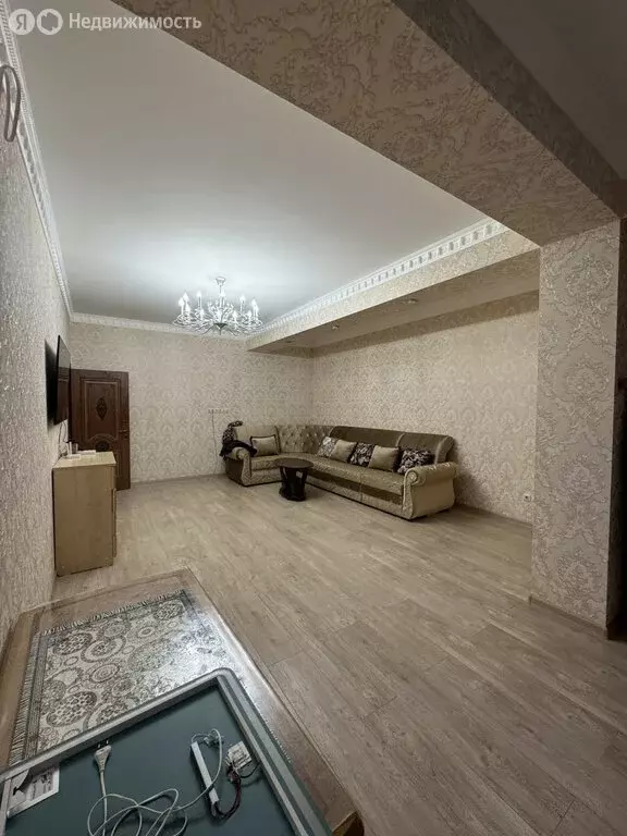 2-комнатная квартира: Махачкала, Кородинская улица, 28 (76 м) - Фото 1