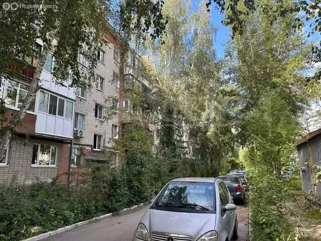 2-комнатная квартира: Тюмень, улица Гастелло, 67 (45 м) - Фото 1