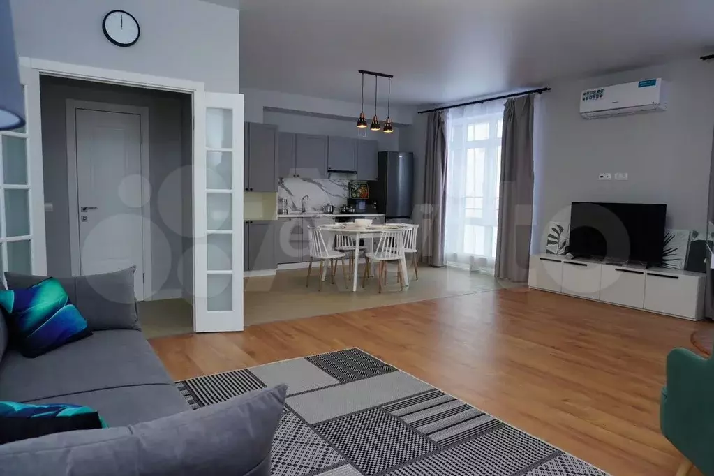 2-к. квартира, 70,9 м, 2/12 эт. - Фото 0