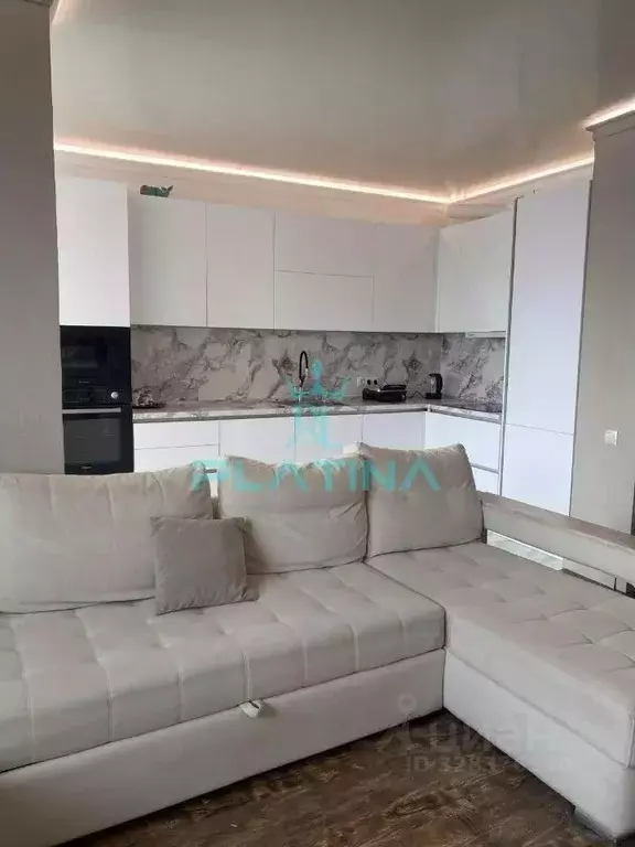 2-к кв. Татарстан, Казань ул. Оренбургский Тракт, 8Д (52.0 м) - Фото 2