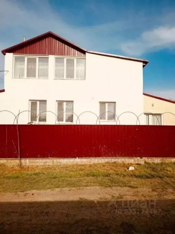 Дом в Крым, Кировское пгт ул. Розы Люксембург (152 м) - Фото 1