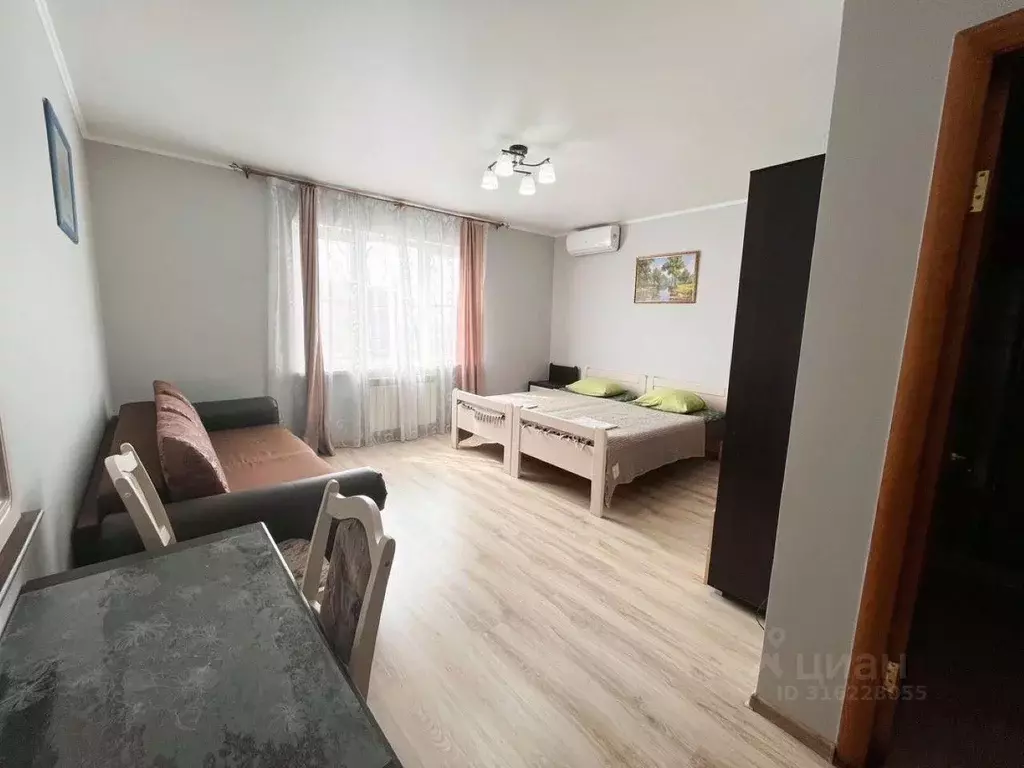 Комната Краснодарский край, Геленджик ул. Розы Люксембург, 41 (25.0 м) - Фото 1